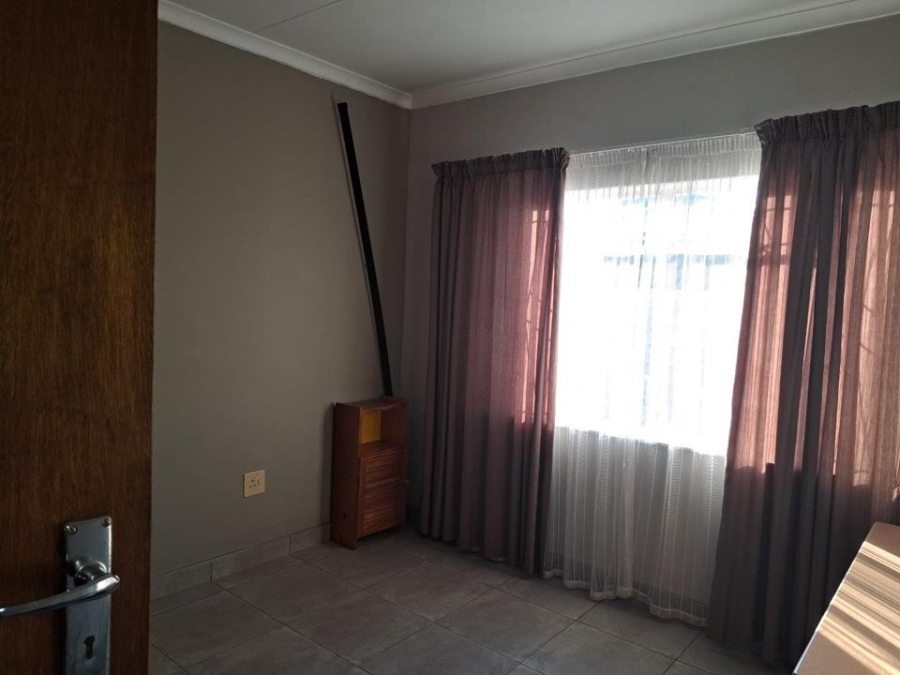 4 Bedroom Property for Sale in Flora Park Northern Cape